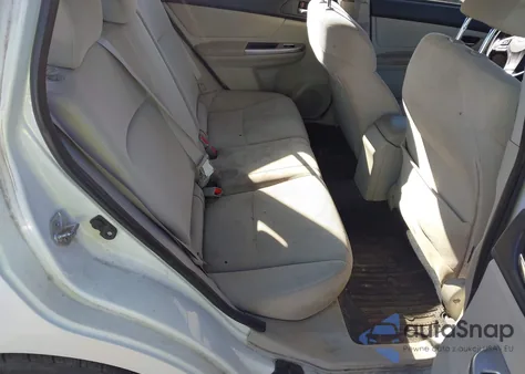 2016 Subaru Impreza Premium из США, поврежденный, VIN JF1GPAB61G8275010